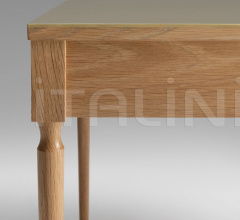Тумбочка The Cain Side Table фабрика Roll & Hill