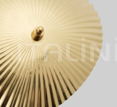 Настольный светильник 5321 Table Lamp Настольный светильник 5321 Table Lamp фабрика Gubi