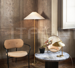 Настольный светильник 5321 Table Lamp Настольный светильник 5321 Table Lamp фабрика Gubi