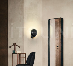 Настенный светильник Cobra Wall Lamp Настенный светильник Cobra Wall Lamp фабрика Gubi