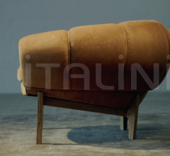 Кресло Croissant Lounge Chair Кресло Croissant Lounge Chair фабрика Gubi