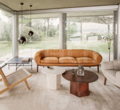 Диван Croissant Sofa Диван Croissant Sofa фабрика Gubi