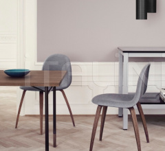 Стул 3D Dining Chair - Fully Upholstered - Wood base Стул 3D Dining Chair - Fully Upholstered - Wood base фабрика Gubi