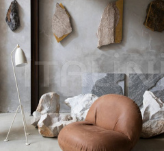 Напольный светильник Gräshoppa Floor Lamp Напольный светильник Gräshoppa Floor Lamp фабрика Gubi