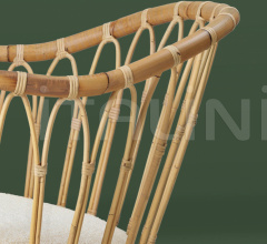 Кресло Grace Lounge Chair Кресло Grace Lounge Chair фабрика Gubi