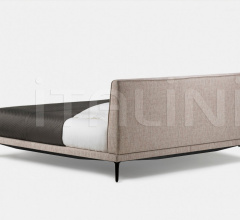 Кровать MCQUEEN BED Кровать MCQUEEN BED фабрика De La Espada