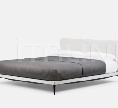 Кровать MCQUEEN BED Кровать MCQUEEN BED фабрика De La Espada