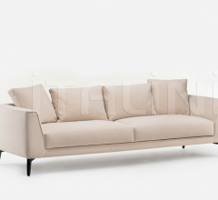 Диван MCQUEEN SOFA Диван MCQUEEN SOFA фабрика De La Espada