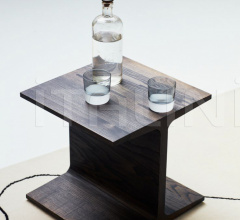 Столик I-BEAM SIDE TABLE Столик I-BEAM SIDE TABLE фабрика De La Espada