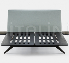 Кровать HEPBURN BED Кровать HEPBURN BED фабрика De La Espada