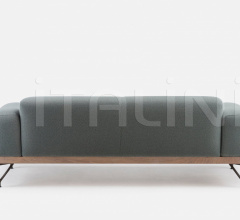 Диван ARMSTRONG SOFA Диван ARMSTRONG SOFA фабрика De La Espada