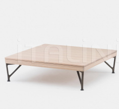 Журнальный столик ARMSTRONG COFFEE TABLE Журнальный столик ARMSTRONG COFFEE TABLE фабрика De La Espada