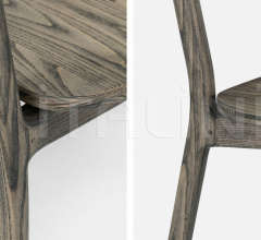 Стул с подлокотниками DUET CHAIR - TIMBER SEAT фабрика De La Espada