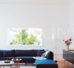 Кофейный столик TRIO ROUND COFFEE TABLE WITH STONE TOP Кофейный столик TRIO ROUND COFFEE TABLE WITH STONE TOP фабрика De La Espada