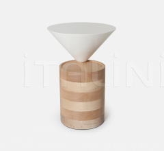 Столик LAUREL SIDE TABLE Столик LAUREL SIDE TABLE фабрика De La Espada