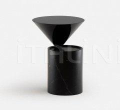 Столик LAUREL SIDE TABLE IN MARBLE Столик LAUREL SIDE TABLE IN MARBLE фабрика De La Espada