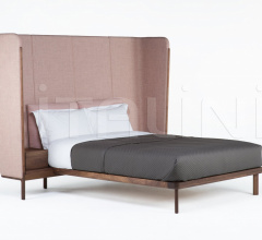 Кровать DUBOIS BED TALL HEADBOARD WITH BEDSIDE TABLES Кровать DUBOIS BED TALL HEADBOARD WITH BEDSIDE TABLES фабрика De La Espada