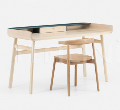 Стул с подлокотниками VIVIEN DINING CHAIR фабрика De La Espada