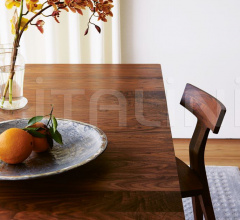 Стул FIN DINING CHAIR фабрика De La Espada