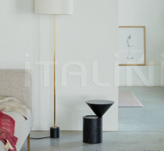 Столик LAUREL SIDE TABLE IN MARBLE Столик LAUREL SIDE TABLE IN MARBLE фабрика De La Espada