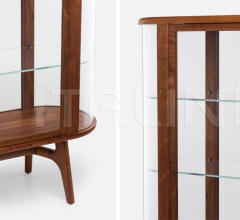 Витрина SOLO TALL VITRINE Витрина SOLO TALL VITRINE фабрика De La Espada