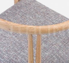 Стул с подлокотниками ELLIOT DINING CHAIR Стул с подлокотниками ELLIOT DINING CHAIR фабрика De La Espada