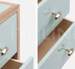 Комод CLASSON TALL CHEST Комод CLASSON TALL CHEST фабрика De La Espada