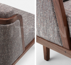 Кресло THRONE LOUNGE CHAIR - UPHOLSTERED Кресло THRONE LOUNGE CHAIR - UPHOLSTERED фабрика De La Espada