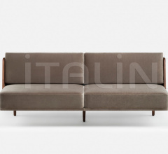 Диван THRONE SOFA - UPHOLSTERED Диван THRONE SOFA - UPHOLSTERED фабрика De La Espada