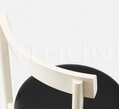 Стул PETIT 3 CHAIR Стул PETIT 3 CHAIR фабрика De La Espada