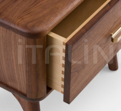 Тумбочка SOLO BEDSIDE CHEST Тумбочка SOLO BEDSIDE CHEST фабрика De La Espada