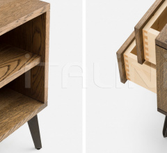 Тумбочка MCQUEEN BEDSIDE Тумбочка MCQUEEN BEDSIDE фабрика De La Espada