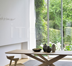 Стул Oak Bok dining chair Стул Oak Bok dining chair фабрика Ethnicraft