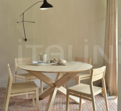 Стол обеденный Oak Circle round dining table Стол обеденный Oak Circle round dining table фабрика Ethnicraft