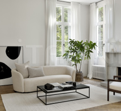 Журнальный столик Oak Thin black coffee table Журнальный столик Oak Thin black coffee table фабрика Ethnicraft