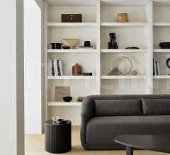 Итальянские Столики - Столик Mahogany Roller Max dark brown round side table фабрика Ethnicraft