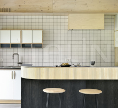 Барный стул Oak Baretto bar stool Барный стул Oak Baretto bar stool фабрика Ethnicraft