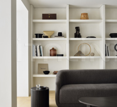 Диван Trapeze sofa - 3 seater - pepper Диван Trapeze sofa - 3 seater - pepper фабрика Ethnicraft