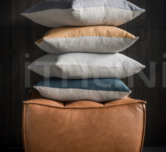 Итальянские Пуфы - Пуф N701 sofa - footstool - old saddle фабрика Ethnicraft