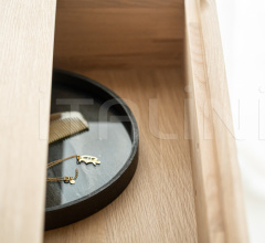 Итальянские Буфеты - Буфет Oak Wave sideboard Итальянские Буфеты - Буфет Oak Wave sideboard фабрика Ethnicraft