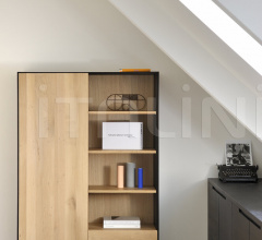 Итальянские Буфеты - Буфет-шкаф Oak Blackbird storage cupboard Итальянские Буфеты - Буфет-шкаф Oak Blackbird storage cupboard фабрика Ethnicraft