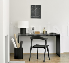 Итальянские Письменные столы - Письменный стол Oak U black desk Итальянские Письменные столы - Письменный стол Oak U black desk фабрика Ethnicraft