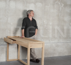 Итальянские Письменные столы - Письменный стол Oak Frame desk Итальянские Письменные столы - Письменный стол Oak Frame desk фабрика Ethnicraft