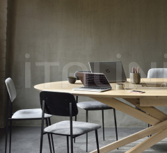 Итальянские Столы для конференц зала - Стол Oak Mikado meeting table Итальянские Столы для конференц зала - Стол Oak Mikado meeting table фабрика Ethnicraft