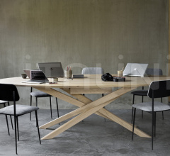 Итальянские Столы для конференц зала - Стол Oak Mikado meeting table Итальянские Столы для конференц зала - Стол Oak Mikado meeting table фабрика Ethnicraft