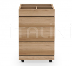 Тумбочка Oak dressing unit on wheels Тумбочка Oak dressing unit on wheels фабрика Ethnicraft