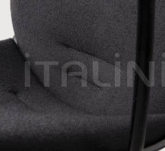 Кресло RBM Noor office chair - with armrest - black Кресло RBM Noor office chair - with armrest - black фабрика Ethnicraft