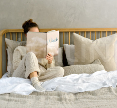 Итальянские Кровати - Кровать Oak Spindle bed фабрика Ethnicraft