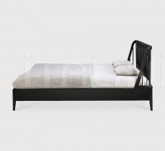 Итальянские Кровати - Кровать Oak Spindle black bed фабрика Ethnicraft