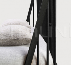 Итальянские Кровати - Кровать Oak Spindle black bed фабрика Ethnicraft